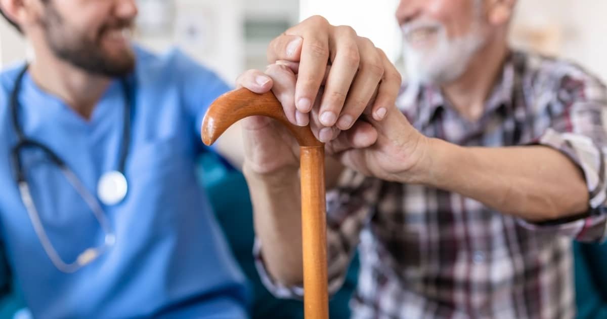 cuidados-en-casa cuidados-en-casa